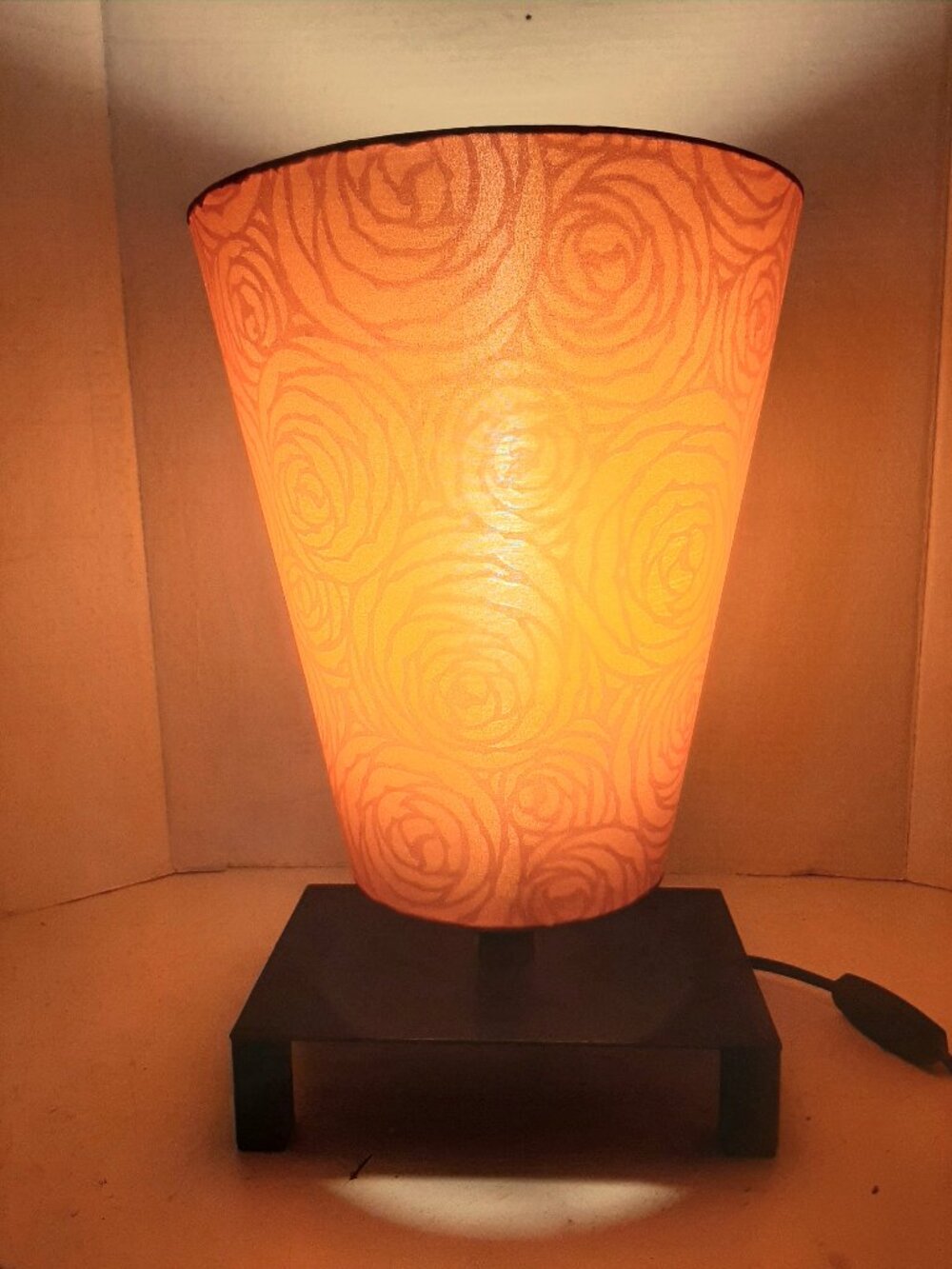 MCM VIBES LUMIERE Style Table Lamp.